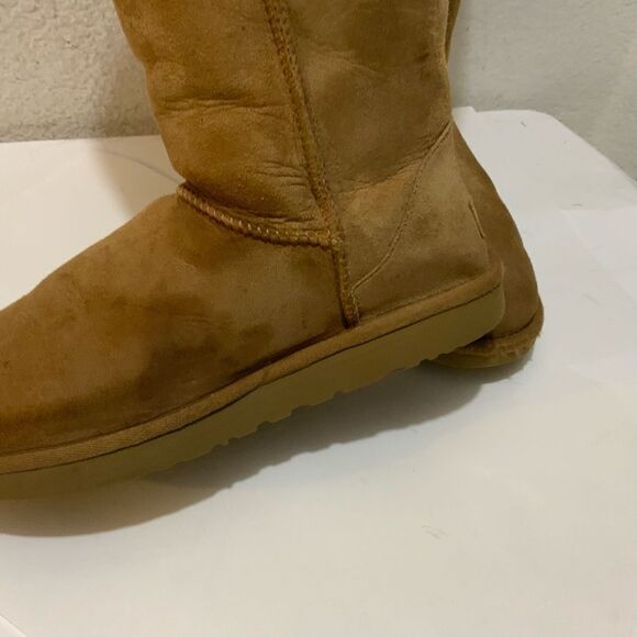 UGG Women's Pull On Sheepskin Warm Classic Tall II Boot, 1016224 - Chestnut 9/40 - Picture 3 of 14